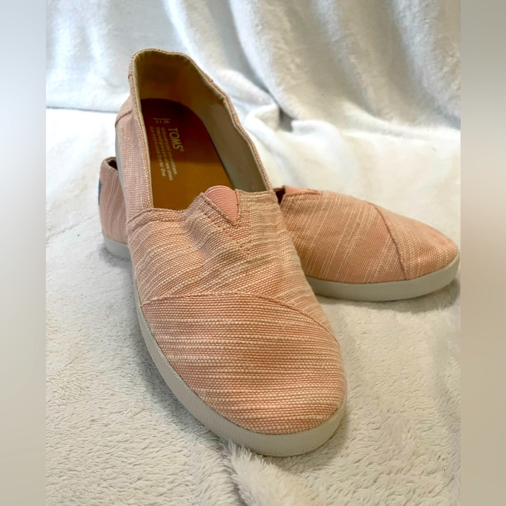 TOMS